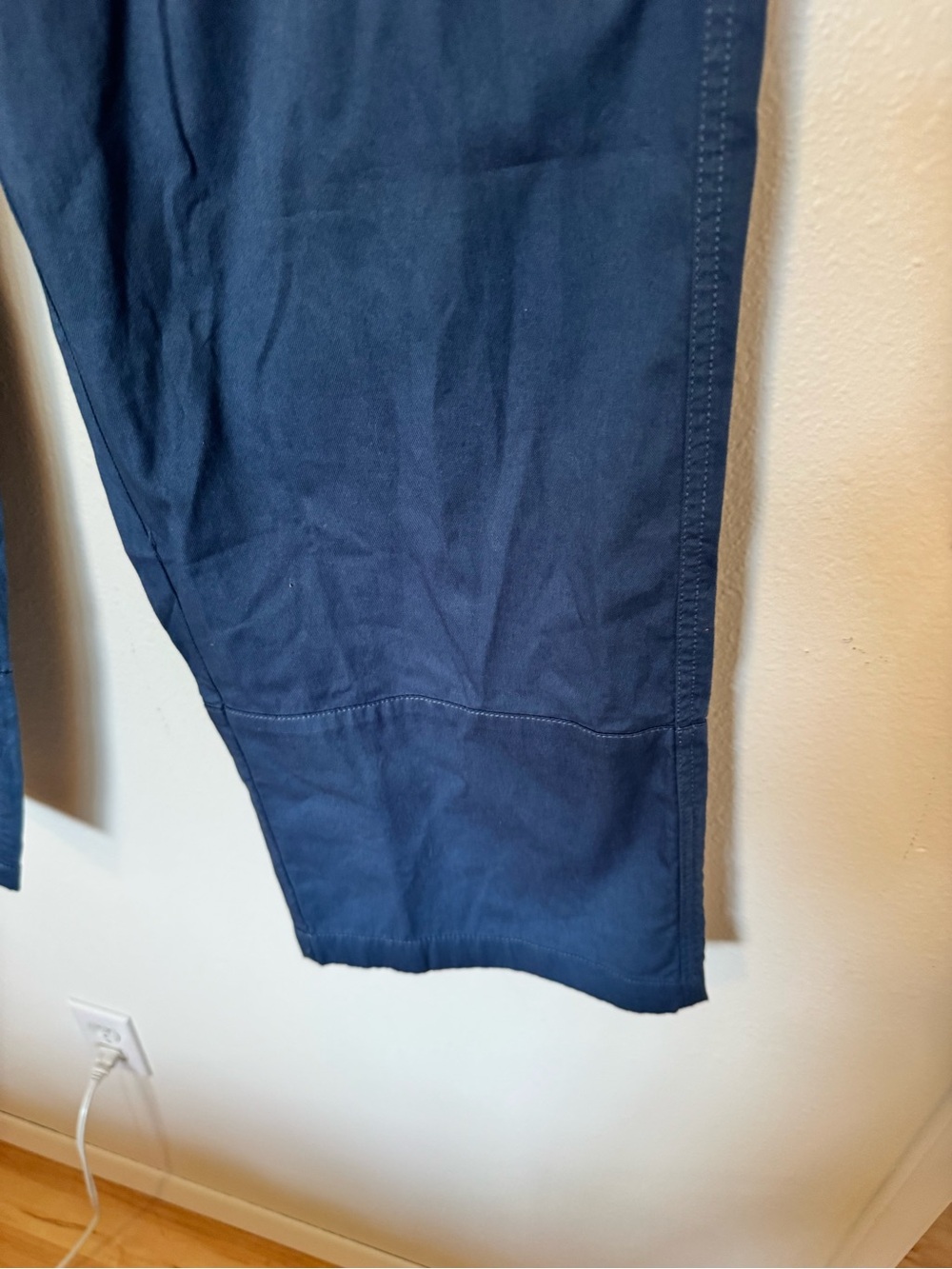 NEW Pact Organic Cotton Daily Twill Cropped Pants Blue Large NWT - Picture 7 of 9